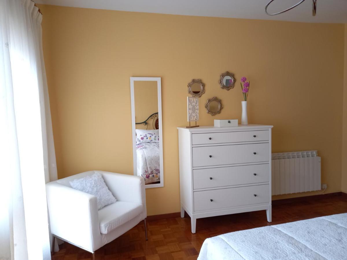 Apartament Piso Amplio A 100 M De La Playa Foz Zewnętrze zdjęcie