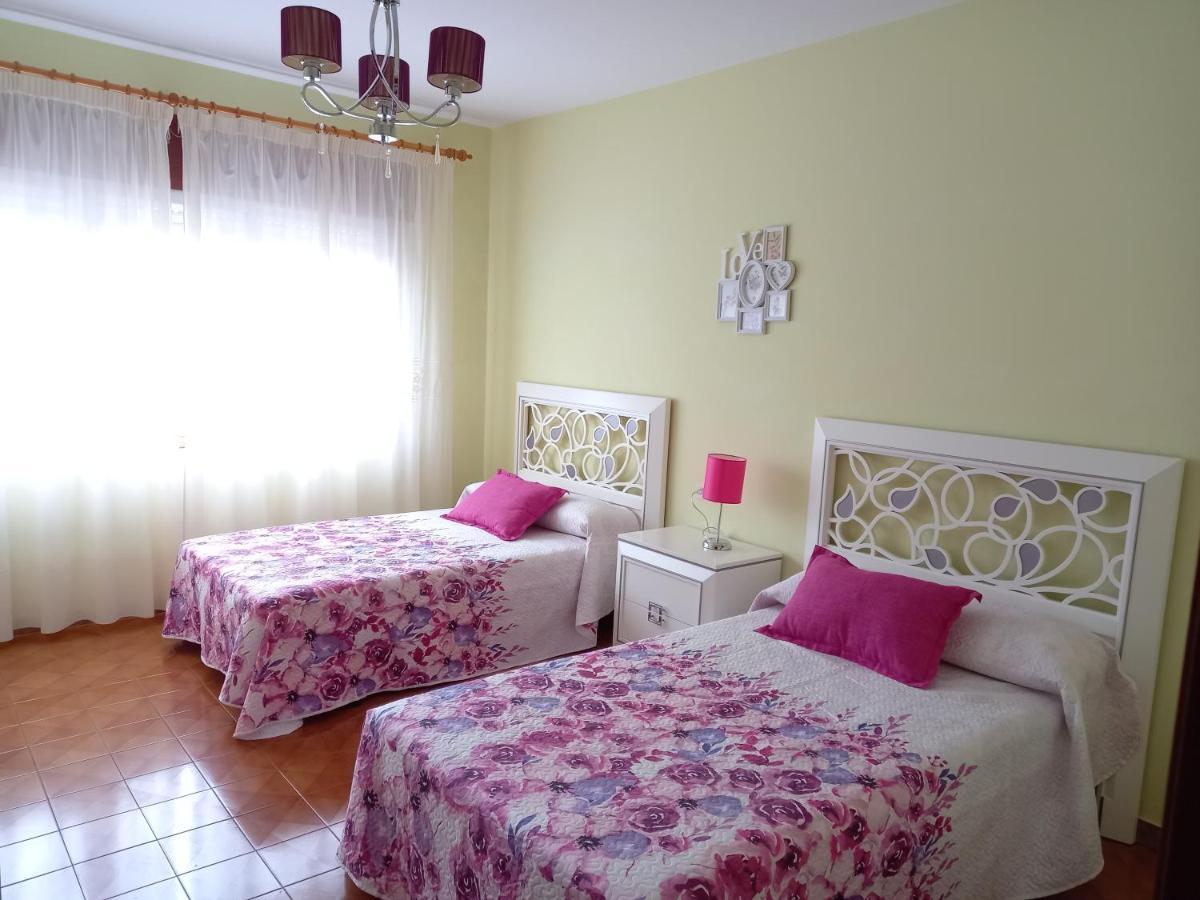 Apartament Piso Amplio A 100 M De La Playa Foz Zewnętrze zdjęcie