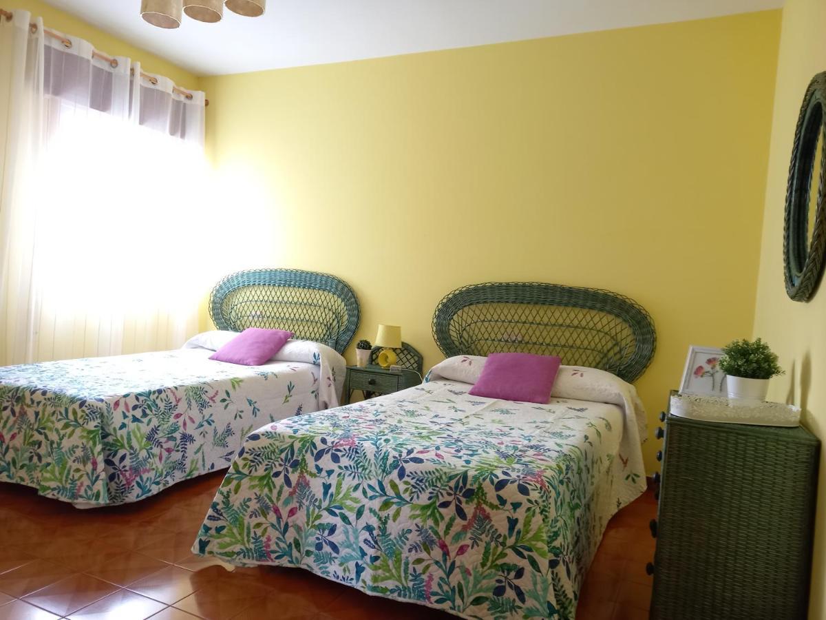 Apartament Piso Amplio A 100 M De La Playa Foz Zewnętrze zdjęcie