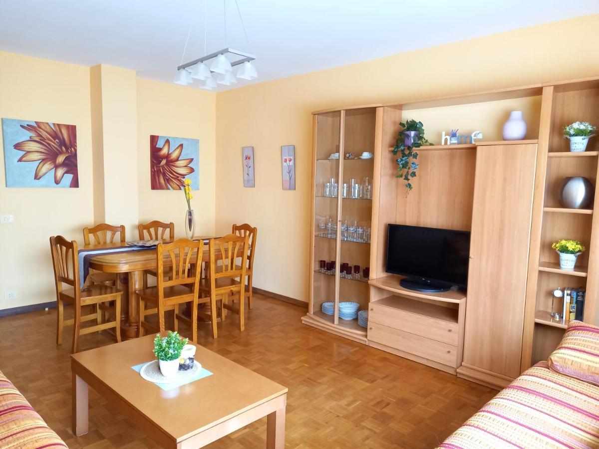 Apartament Piso Amplio A 100 M De La Playa Foz Zewnętrze zdjęcie